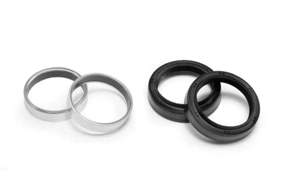 Front fork sliding kit with Bushings and Oil Seals BITUBO Časově Omezené