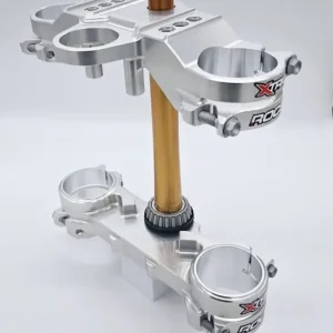 Bezpečná Platba Trojitá objímka X-TRIG ROCS TECH 40201013 stříbrná 30mm