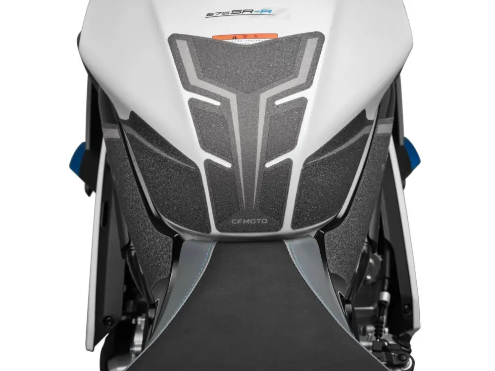 Ochranné samolepky na nádrž 675SR Nejlepší Volba