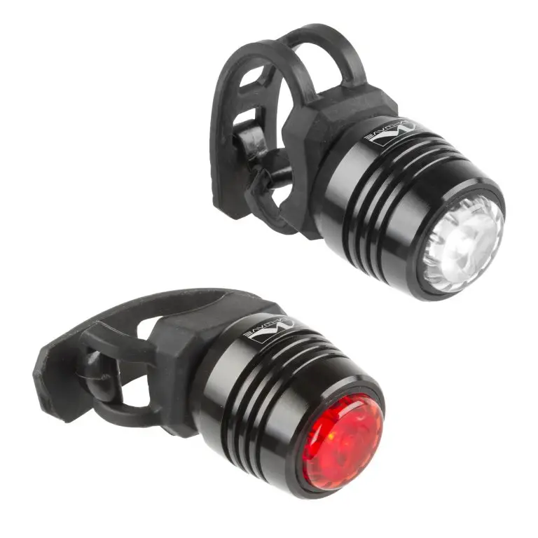 Objednat Nyní blikačka přední+zadní M-Wave Apollon Mini USB černé