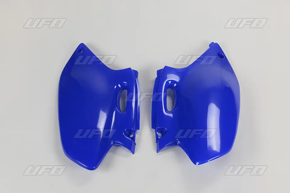 UFO boční tabulky na startovací číslo YAMAHA YZF, WRF 250/400/426 98-02 barva modrá Tovární Cena