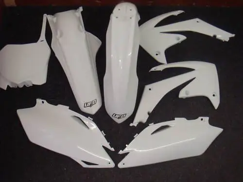 Cenová Bomba UFO kompletní sada plastů YAMAHA YZF 450 '11-'13 barva bílá (YA317E046)