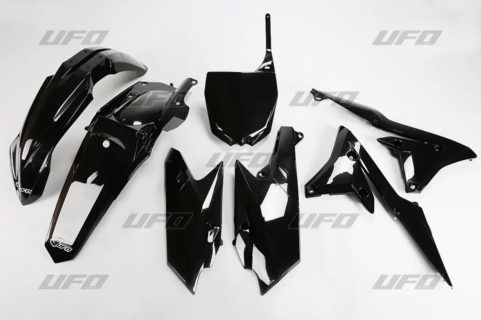 Nová Kolekce UFO kompletní sada plastů YAMAHA YZF 250 '14-'18, YZF 450 '14-'17 barva černá (YA318E001)