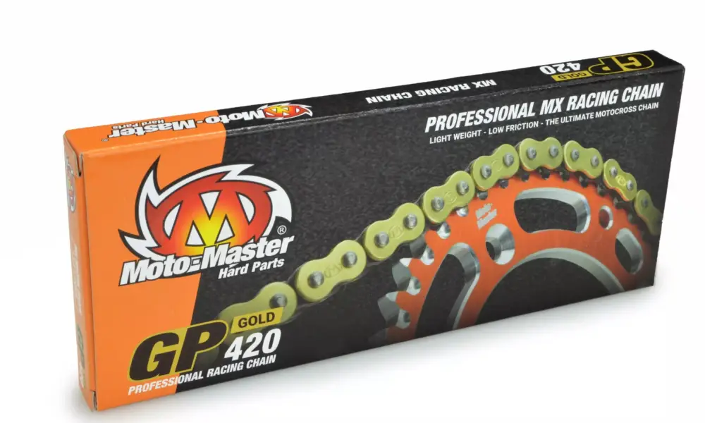 MOTO-MASTER hnací řetěz GP-420 MX PROFESSIONAL MOTOCROSS závodní řetěz bez O-kroužků barva zlatá (134 článků, včetně spony) Jen Po Omezenou Doba