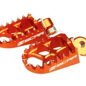 Víkendová Akce SCAR závodní stupačky řidiče hliníkové KTM SX/EXC 98-16, HUSQVARNA 14-16, GASGAS MC 50/65 21-24, SHERCO 08-25, BETA RR 05-19, HUSABERG 08-14 barva oranžová